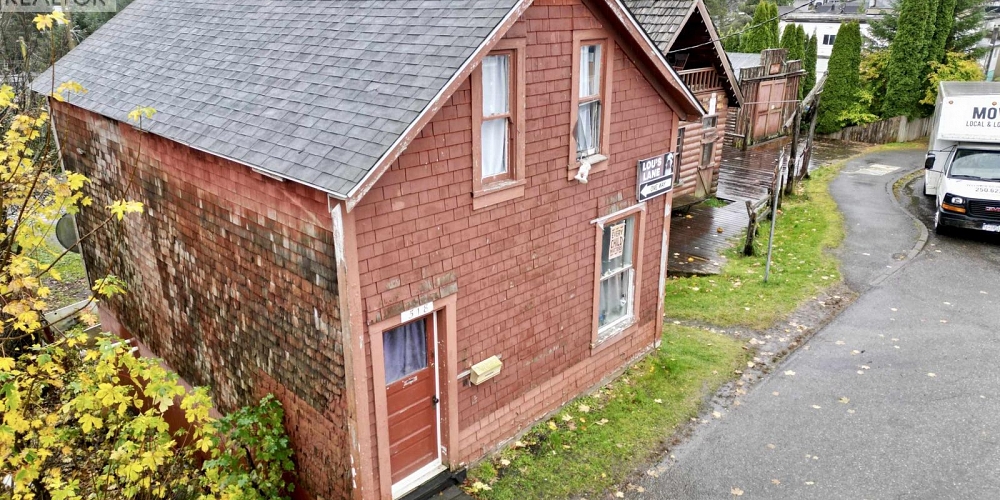 518 W 7TH AVENUE Prince Rupert Photo 2 518 W 7TH AVENUE Prince Rupert Photo 2